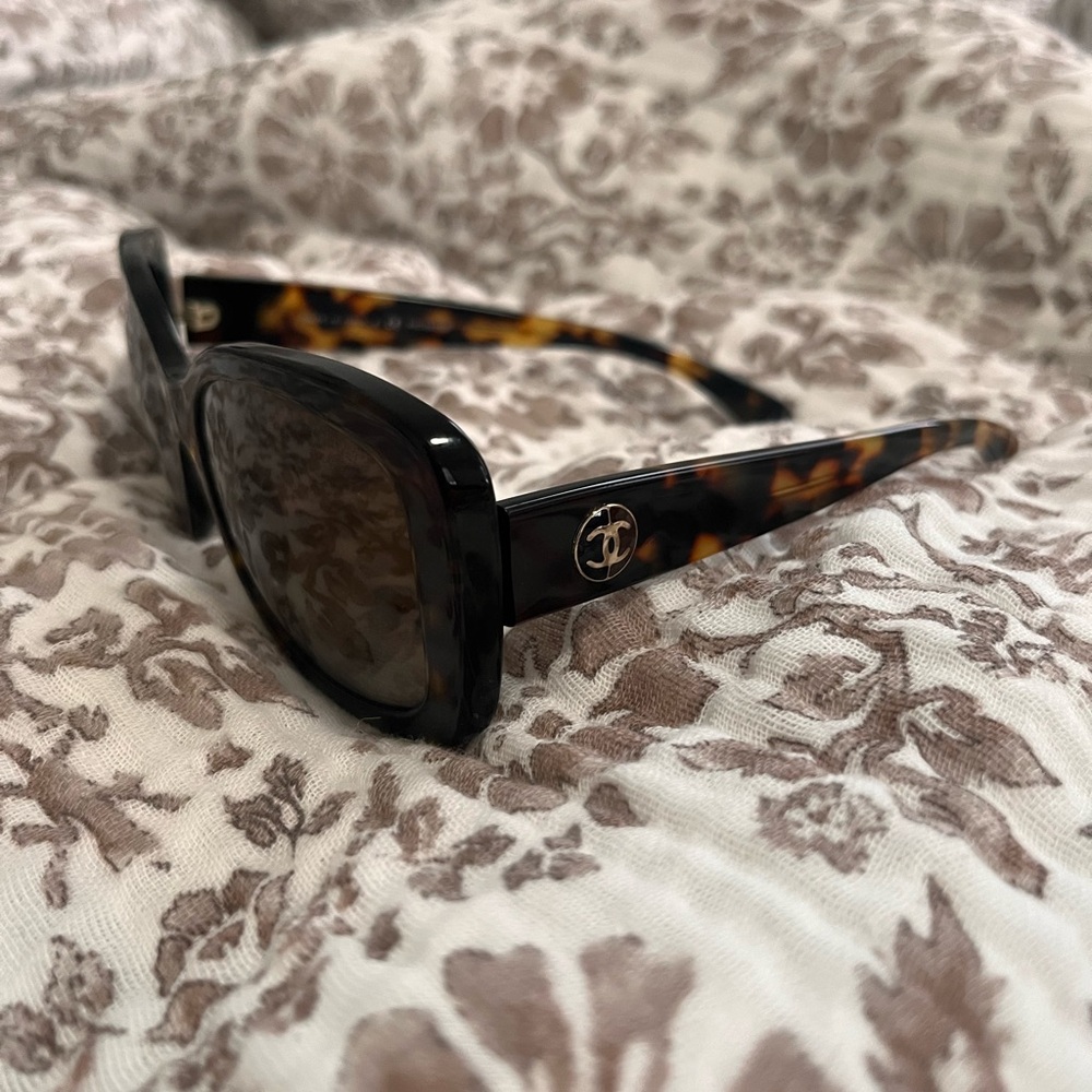 Chanel authentic tortoise shell sunglasses